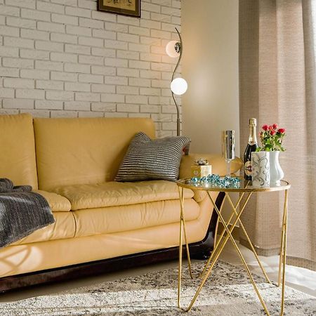 רשין Aparthotel Koroni Home מראה חיצוני תמונה