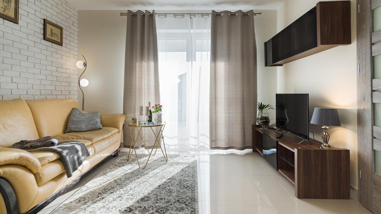 רשין Aparthotel Koroni Home מראה חיצוני תמונה