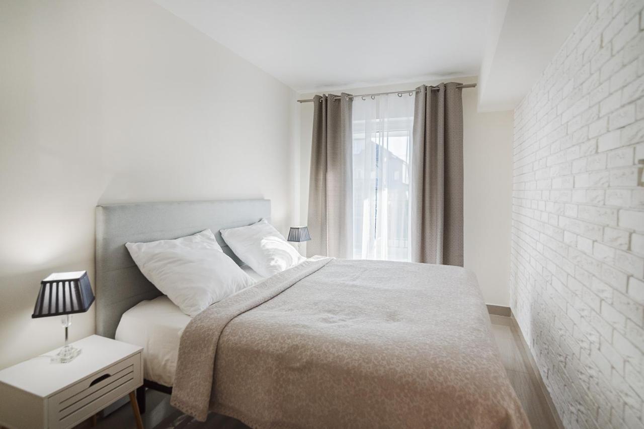 רשין Aparthotel Koroni Home מראה חיצוני תמונה
