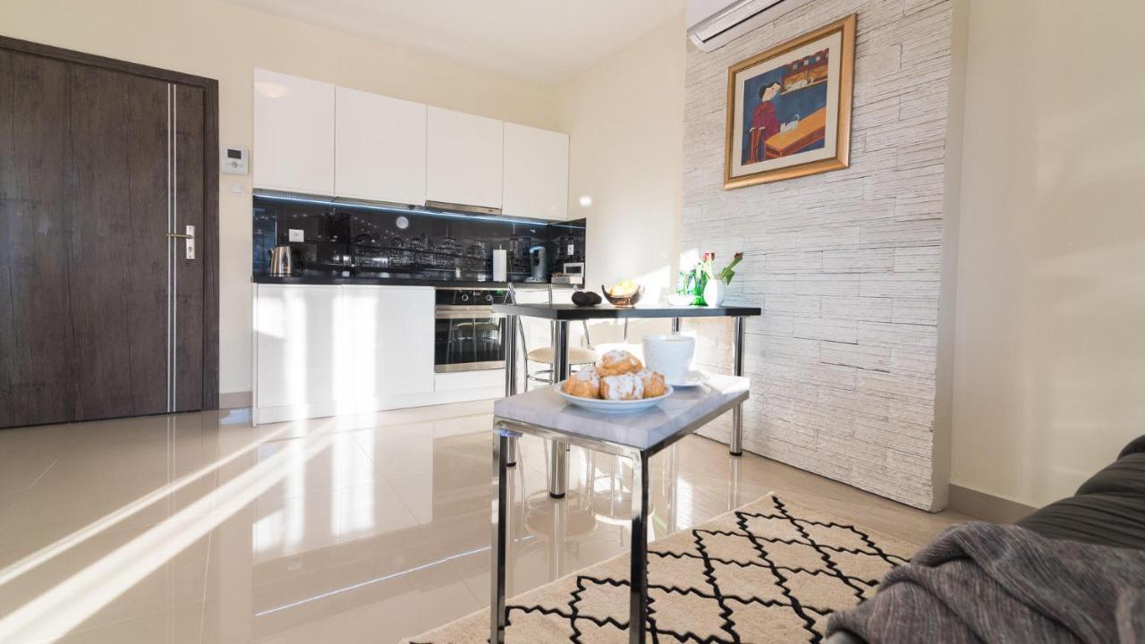 רשין Aparthotel Koroni Home מראה חיצוני תמונה