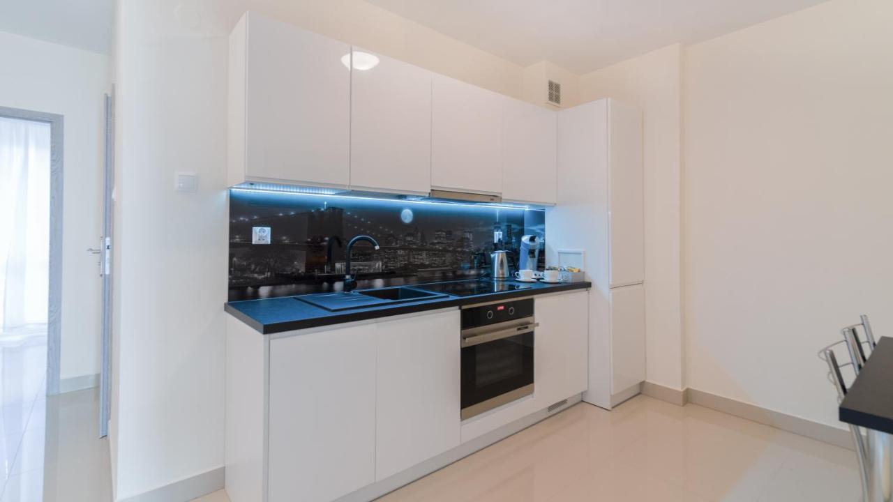 רשין Aparthotel Koroni Home מראה חיצוני תמונה